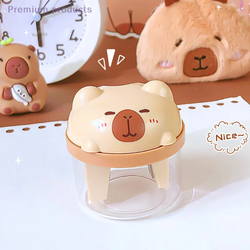 Taille-Crayon Capybara avec Réservoir – Fourniture Scolaire Enfant